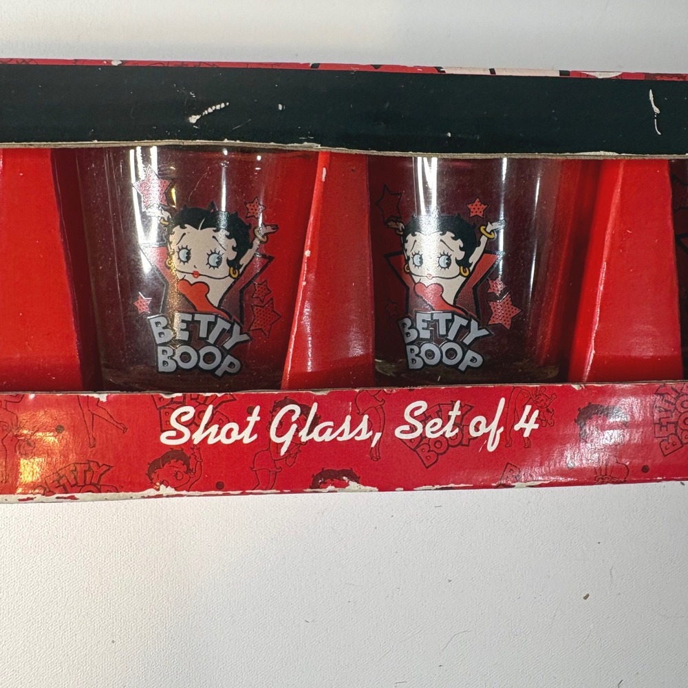 Betty Boop Shot Glass Set of 4 Vintage 2009 King Features Syndicate 51987 Red